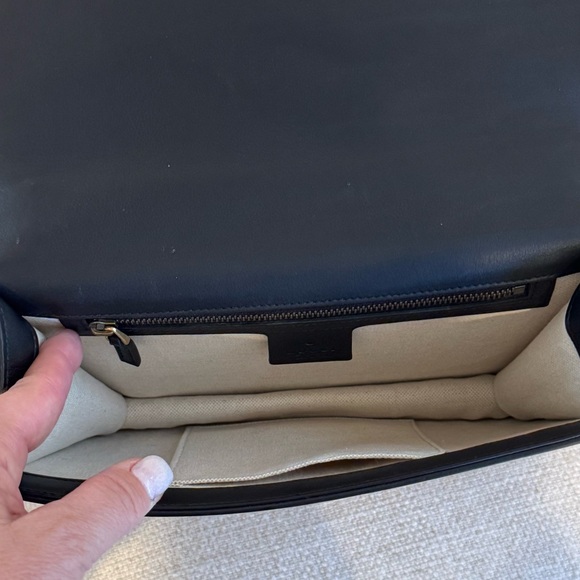 Auth. Gucci Black Leather Shoulder/Crossbody Bag - Limited Edition - LIKE NEW! - Picture 13 of 15